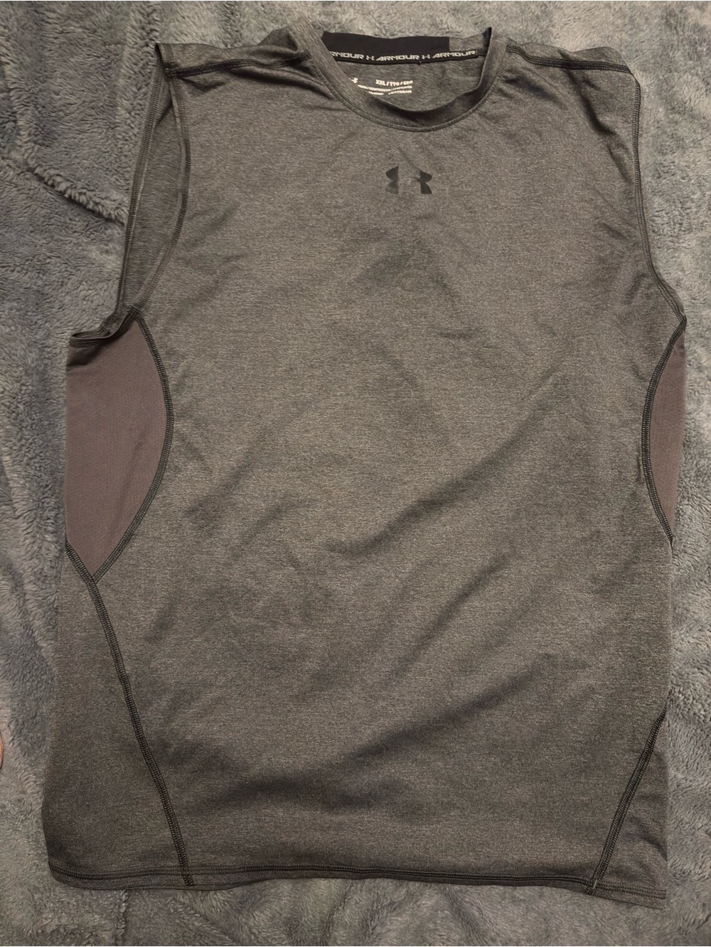 Under Armour Men's Charcoal Gray Sleeveless Performance Tank